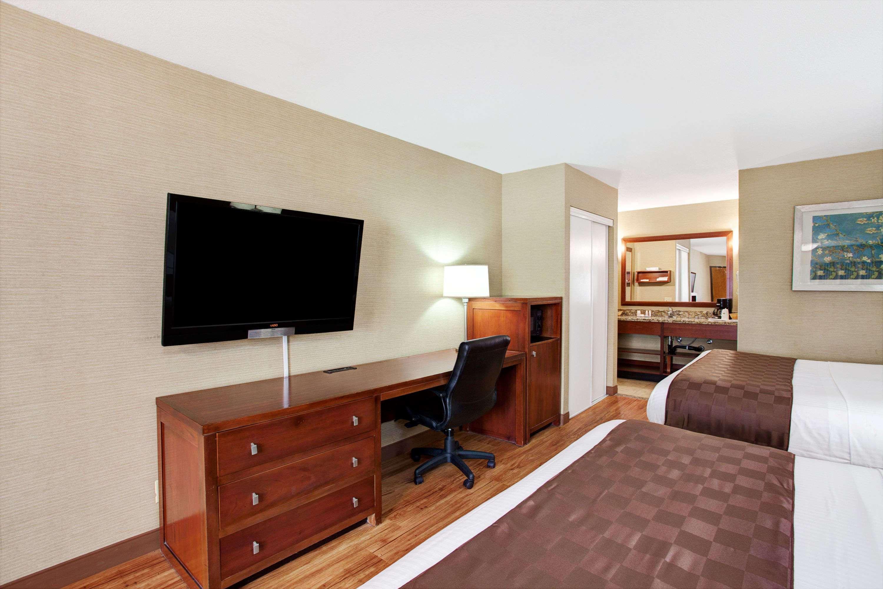 Travelodge By Wyndham Culver City Los Angeles Extérieur photo