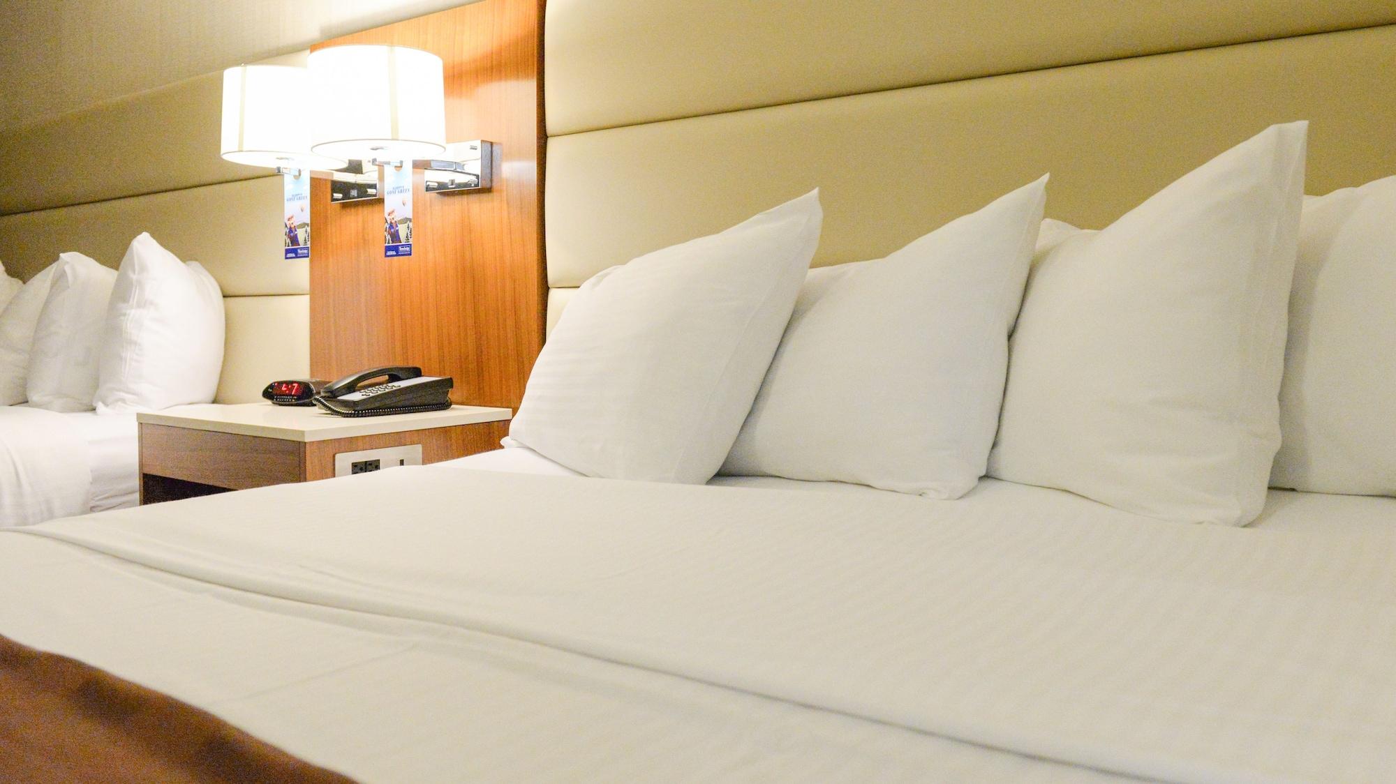 Travelodge By Wyndham Culver City Los Angeles Extérieur photo