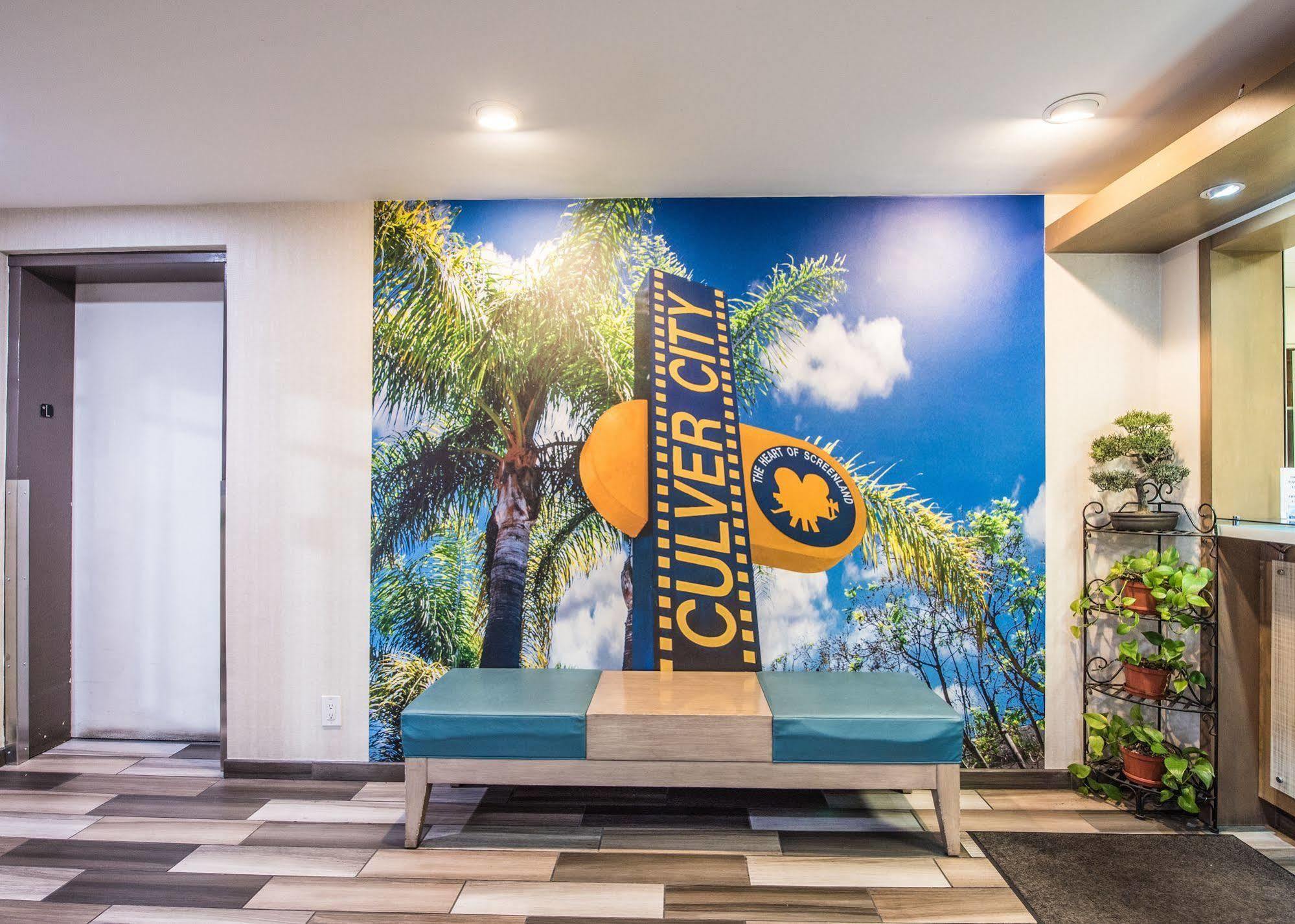 Travelodge By Wyndham Culver City Los Angeles Extérieur photo